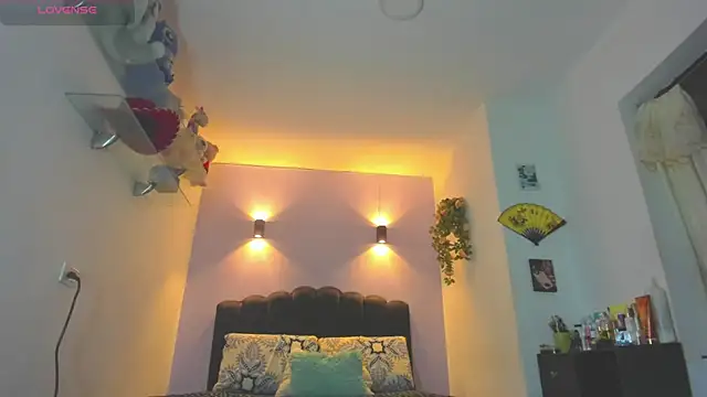 Sofia Clauss  online show from 07-05-26, 04:19