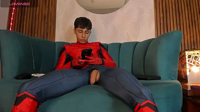 Snapshot of AlessandroDybala chatting on 02-04-25, 03:47 AlessandroDybala online show from 02-04-25, 03:47