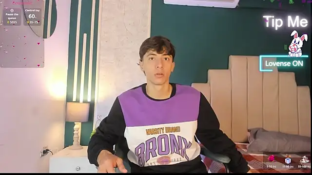 Snapshot of AlessandroDybala chatting on 09-11-25, 12:27 AlessandroDybala online show from 09-11-25, 12:27