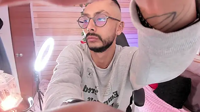 Tom cooper  online show from 02-21-25, 01:00