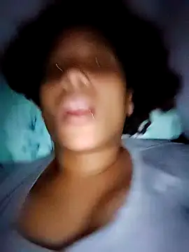 Snapshot of zandra_kiman chatting on 10-02-25, 07:04 zandra kiman online show from 10-02-25, 07:04