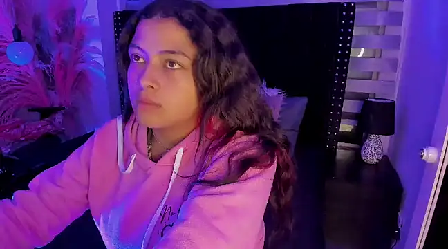 Sofiia-Rubb online show from 02-04-25, 03:44