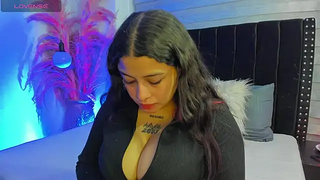 Sofiia-Rubb online show from 09-26-25, 04:49