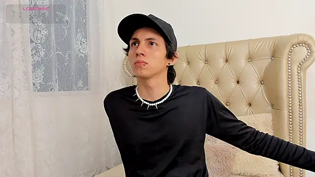 Snapshot of JeanRam18 chatting on 03-11-25, 12:06 JeanRam18 online show from 03-11-25, 12:06