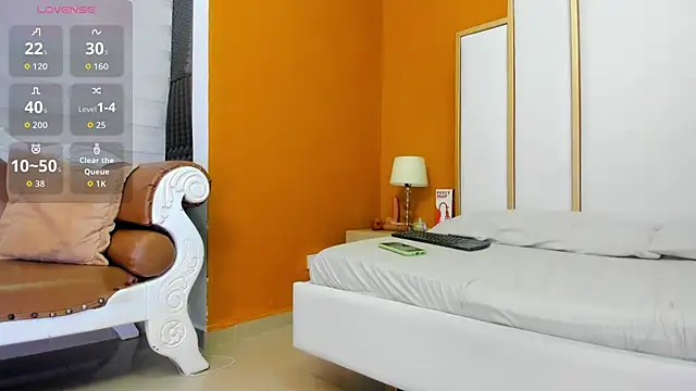 FOXYRIVER  online show from 01-06-26, 12:09