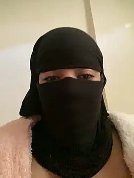 Barbyxhot online show from 12-04-25, 10:57