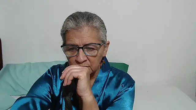 candy mature  online show from 04-07-26, 12:33