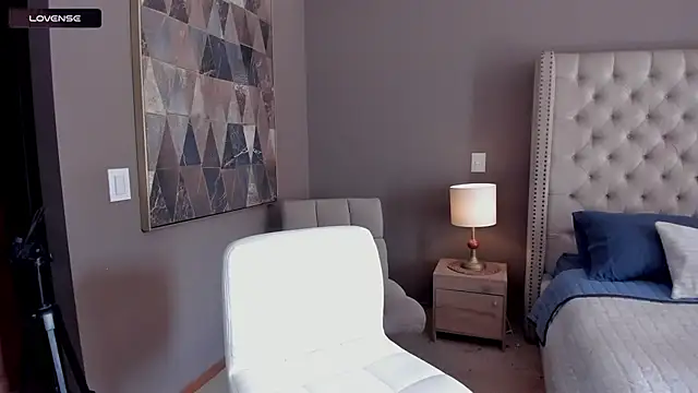 Snapshot of vangie_ chatting on 12-03-25, 05:44 vangie online show from 12-03-25, 05:44