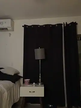 DarianaGuzz online show from 05-08-26, 05:46