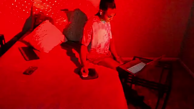 yiauana online show from 02-22-25, 07:12