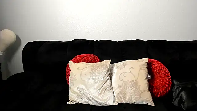 yiauana online show from 03-01-25, 07:41