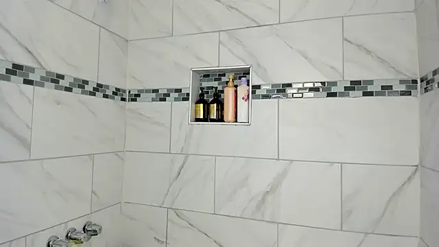 yiauana online show from 09-19-25, 04:14