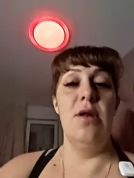 AvaLloyd online show from 01-13-26, 03:01