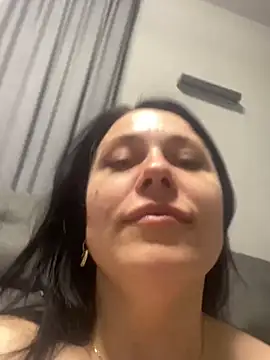 Snapshot of CuteNata chatting on 02-17-25, 05:21 CuteNata online show from 02-17-25, 05:21