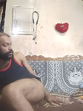 Snapshot of BadBoySmoker7070 chatting on 02-18-25, 06:37 BadBoySmoker7070 online show from 02-18-25, 06:37