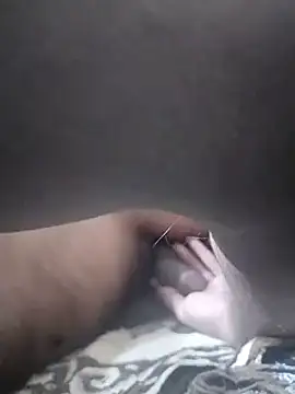 Snapshot of BadBoySmoker7070 chatting on 03-09-25, 11:14 BadBoySmoker7070 online show from 03-09-25, 11:14