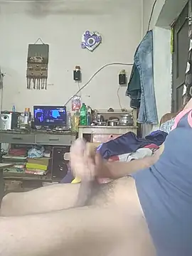 Snapshot of BadBoySmoker7070 chatting on 03-15-25, 06:43 BadBoySmoker7070 online show from 03-15-25, 06:43