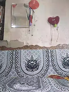 Snapshot of BadBoySmoker7070 chatting on 09-21-25, 09:33 BadBoySmoker7070 online show from 09-21-25, 09:33