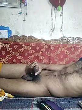 Snapshot of BadBoySmoker7070 chatting on 10-16-25, 10:11 BadBoySmoker7070 online show from 10-16-25, 10:11