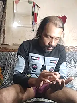 Snapshot of BadBoySmoker7070 chatting on 11-30-25, 03:16 BadBoySmoker7070 online show from 11-30-25, 03:16