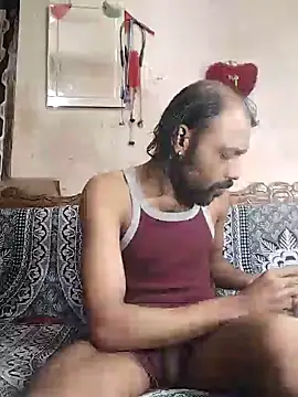 Snapshot of BadBoySmoker7070 chatting on 12-17-25, 01:17 BadBoySmoker7070 online show from 12-17-25, 01:17