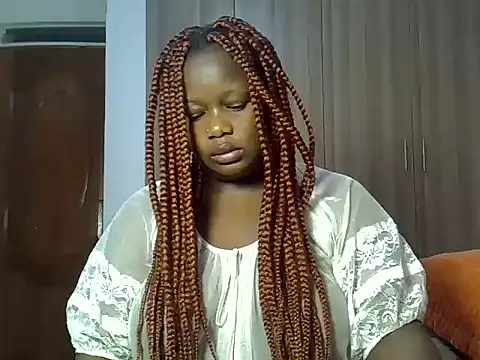 Snapshot of freaky_juicy chatting on 10-26-25, 06:30 freaky juicy online show from 10-26-25, 06:30