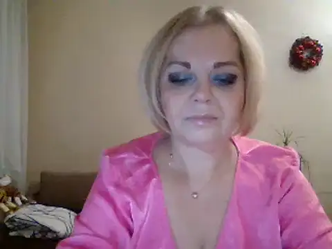 Snapshot of SofiyaPetrova chatting on 12-25-24, 05:26 SofiyaPetrova online show from 12-25-24, 05:26
