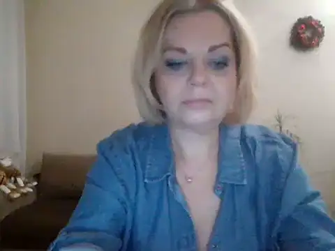Snapshot of SofiyaPetrova chatting on 02-06-25, 11:48 SofiyaPetrova online show from 02-06-25, 11:48