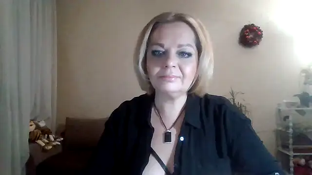 Snapshot of SofiyaPetrova chatting on 02-09-25, 05:22 SofiyaPetrova online show from 02-09-25, 05:22