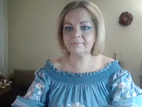 Snapshot of SofiyaPetrova chatting on 02-10-25, 04:14 SofiyaPetrova online show from 02-10-25, 04:14