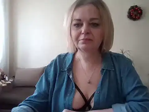 Snapshot of SofiyaPetrova chatting on 02-23-25, 08:49 SofiyaPetrova online show from 02-23-25, 08:49