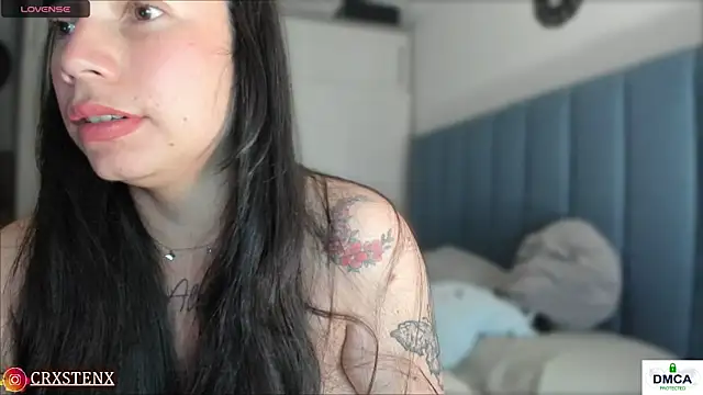 Snapshot of _Susiee_ chatting on 12-14-24, 01:17 Susiee online show from 12-14-24, 01:17