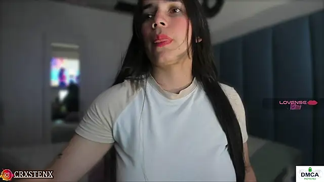 Snapshot of _Susiee_ chatting on 12-20-24, 02:19 Susiee online show from 12-20-24, 02:19