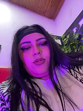 moon sunflower online show from 10-29-25, 04:59