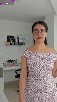 Snapshot of susana_monroy chatting on 05-13-26, 07:11 susana monroy online show from 05-13-26, 07:11