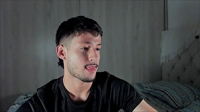 Snapshot of dimitri_targaryen chatting on 03-19-26, 08:29 dimitri targaryen online show from 03-19-26, 08:29