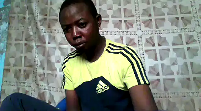 Snapshot of little__joy chatting on 02-16-25, 12:32 little joy online show from 02-16-25, 12:32