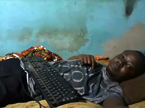 Snapshot of little__joy chatting on 02-27-25, 06:42 little joy online show from 02-27-25, 06:42