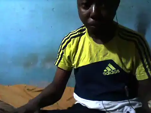 Snapshot of little__joy chatting on 02-28-25, 06:54 little joy online show from 02-28-25, 06:54