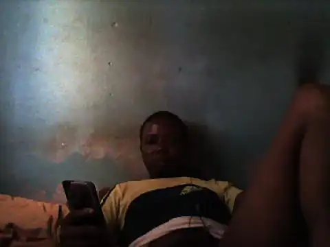 Snapshot of little__joy chatting on 03-06-25, 01:46 little joy online show from 03-06-25, 01:46