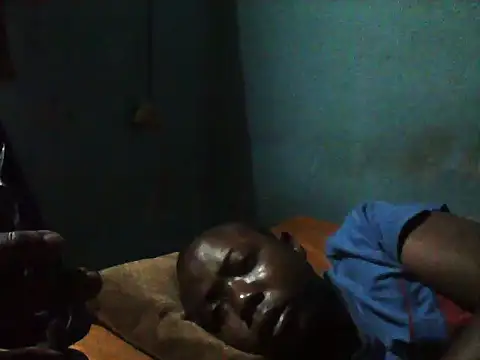 Snapshot of little__joy chatting on 09-24-25, 12:25 little joy online show from 09-24-25, 12:25