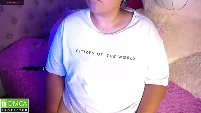 KittyHot20 online show from 11-21-25, 07:56