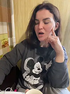 Karolina llove online show from 12-06-24, 08:59