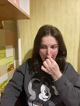 Karolina llove online show from 02-10-25, 04:36