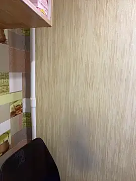 Karolina llove online show from 02-15-25, 07:27