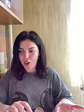 Karolina llove online show from 03-03-25, 08:16