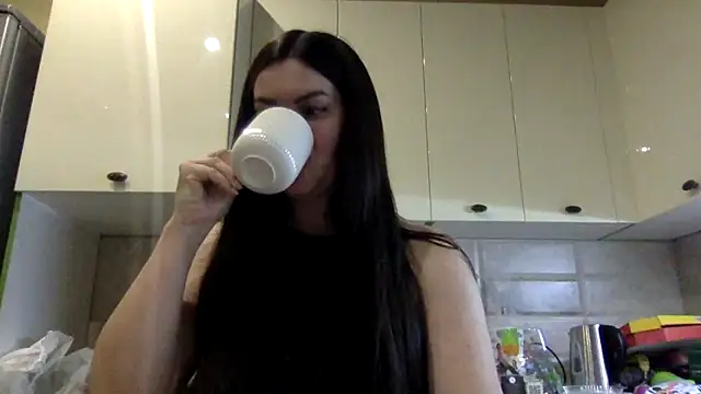 Karolina llove online show from 10-02-25, 08:16