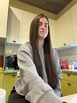 Karolina llove online show from 11-06-25, 10:16