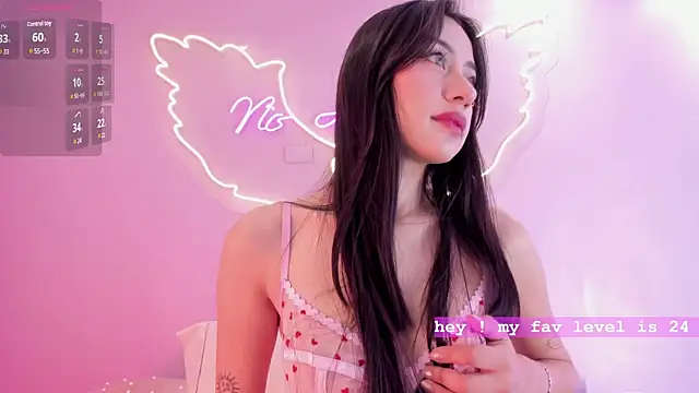 Snapshot of valerymonroe chatting on 12-24-24, 10:44 valerymonroe online show from 12-24-24, 10:44
