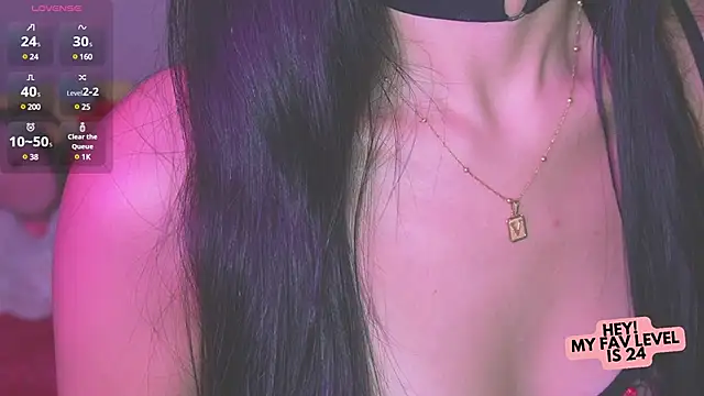 Snapshot of valerymonroe chatting on 02-27-25, 11:26 valerymonroe online show from 02-27-25, 11:26